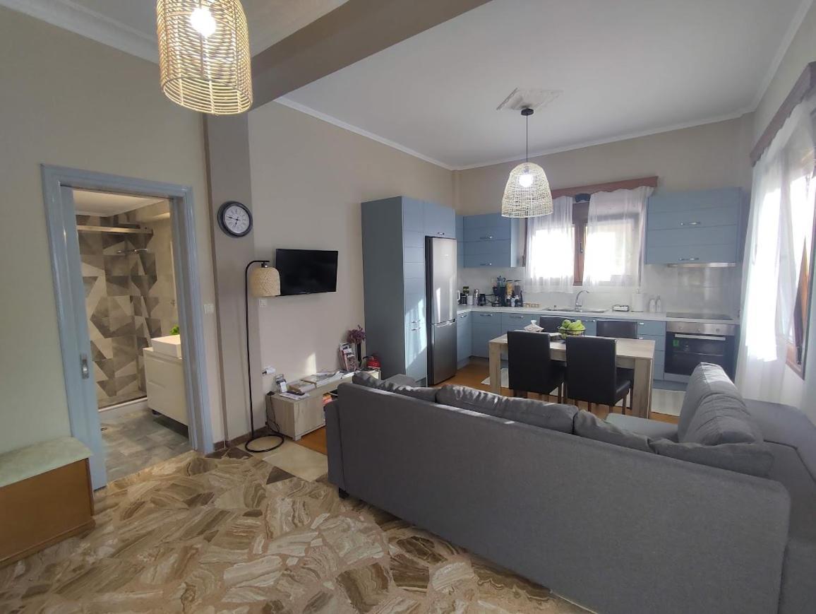 Myron & Gabby'S House Apartment โมเน็มวาซี ภายนอก รูปภาพ