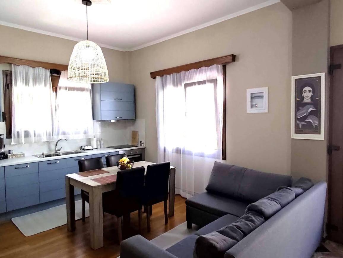 Myron & Gabby'S House Apartment โมเน็มวาซี ภายนอก รูปภาพ