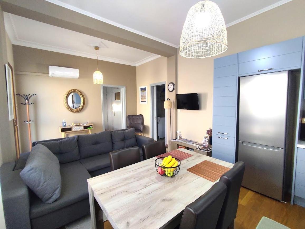 Myron & Gabby'S House Apartment โมเน็มวาซี ภายนอก รูปภาพ