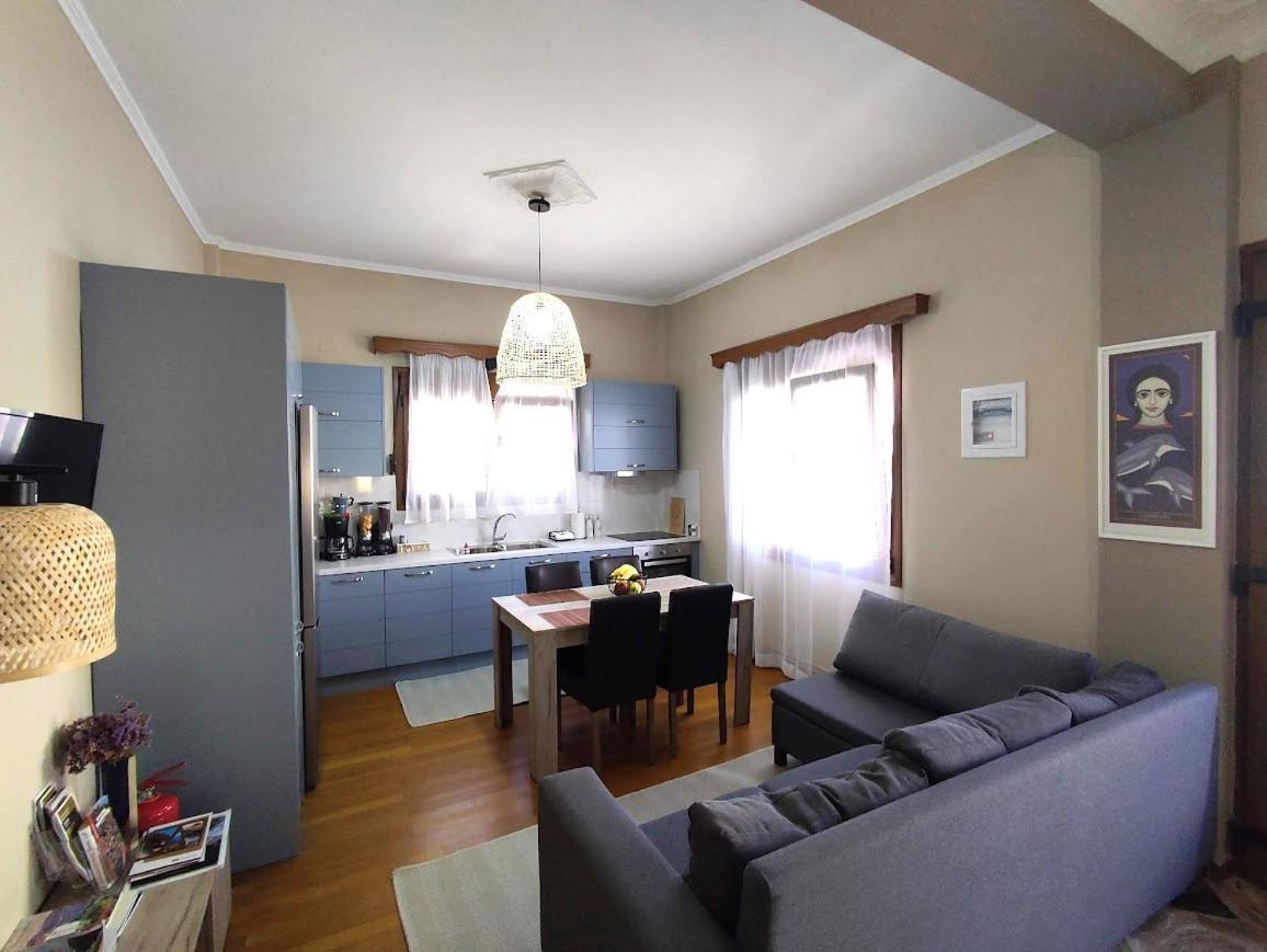 Myron & Gabby'S House Apartment โมเน็มวาซี ภายนอก รูปภาพ